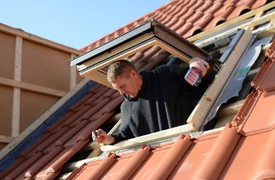 Pose de fenêtres de toit Velux à Breugnon